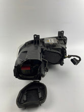 Load image into Gallery viewer, Frontscheinwerfer VW Touran Caddy 1T0941032K Xenon Rechts Scheinwerfer Headlight