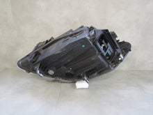 Laden Sie das Bild in den Galerie-Viewer, Frontscheinwerfer Mercedes-Benz Sprinter A9109067200 LED Rechts Headlight
