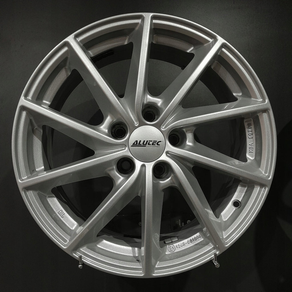 4x Alufelge 17 Zoll 7.0" 5x112 40ET F605028 KBA50790 Skoda Superb II Passat B7 FEL3638036333pb