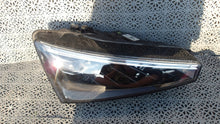 Laden Sie das Bild in den Galerie-Viewer, Frontscheinwerfer Skoda Scala 657941016A Full LED Rechts Scheinwerfer Headlight SCH5724039000yt