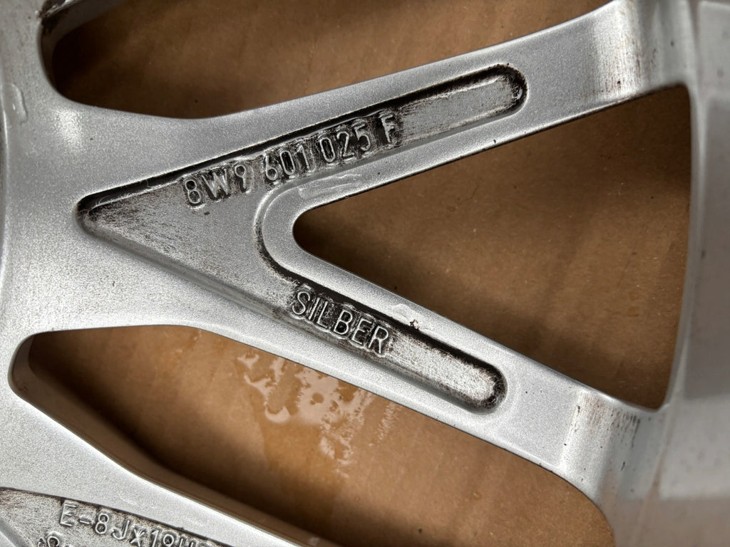 1x Alufelge 19 Zoll 8.0" 5x112 32ET Glanz Schwarz 8W9601025F Audi Rim Wheel FEL9564247508up