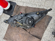 Laden Sie das Bild in den Galerie-Viewer, Frontscheinwerfer Opel Meriva B 13372320 Rechts Scheinwerfer Headlight SCH6657480251pz