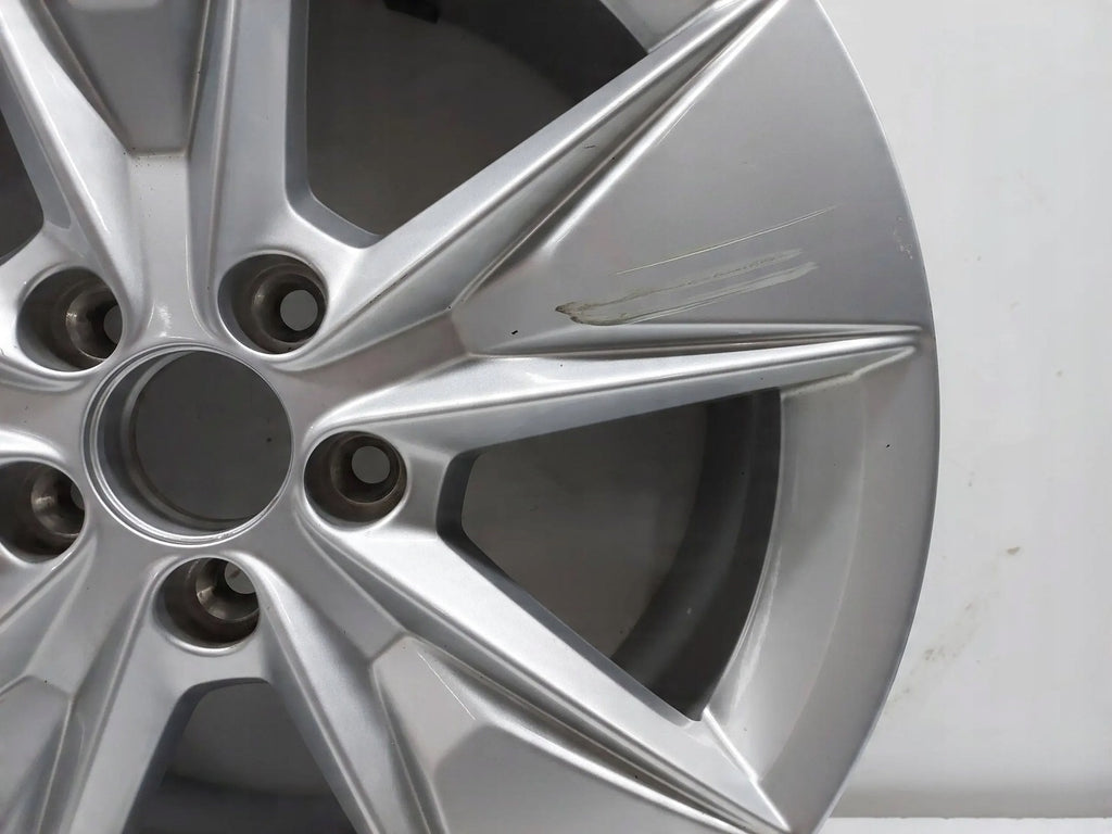 1x Alufelge 18 Zoll 7.5" 5x108 50 5ET Glanz Silber 31680200 Volvo S60 V60