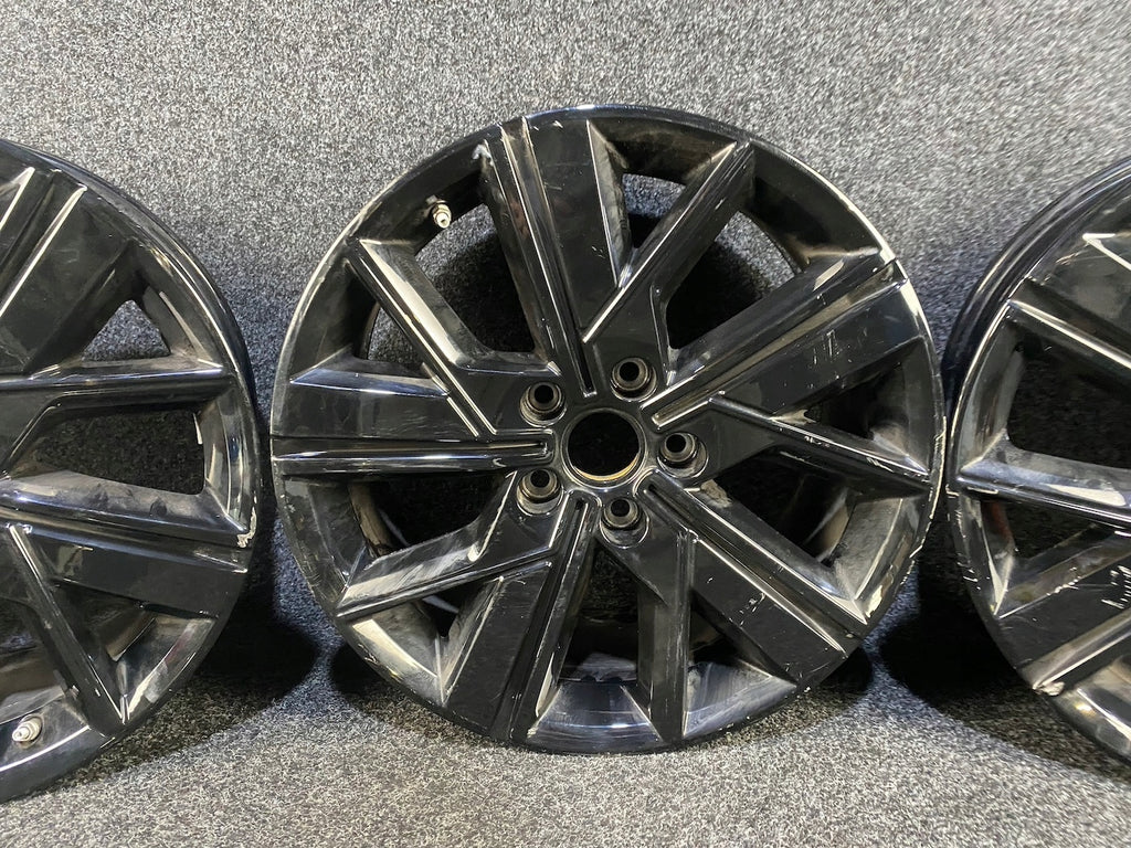 1x Alufelge 18 Zoll 8.0" 5x120 50ET Glanz Schwarz 7LA601025B VW 7la Rim Wheel