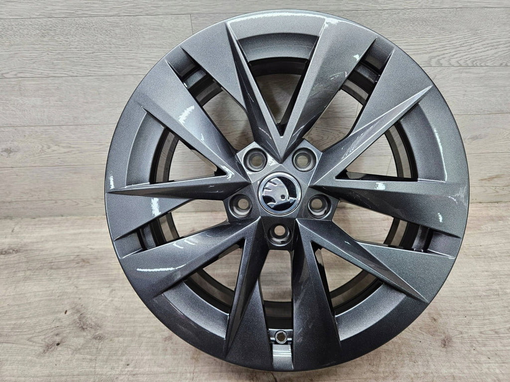 4x Alufelge 17 Zoll 7.0" 5x112 46ET Glanz Silber 5E3601025E Mg Octavia I FEL8888002154uo