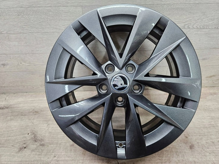 4x Alufelge 17 Zoll 7.0" 5x112 46ET Glanz Silber 5E3601025E Mg Octavia I FEL8888002154uo