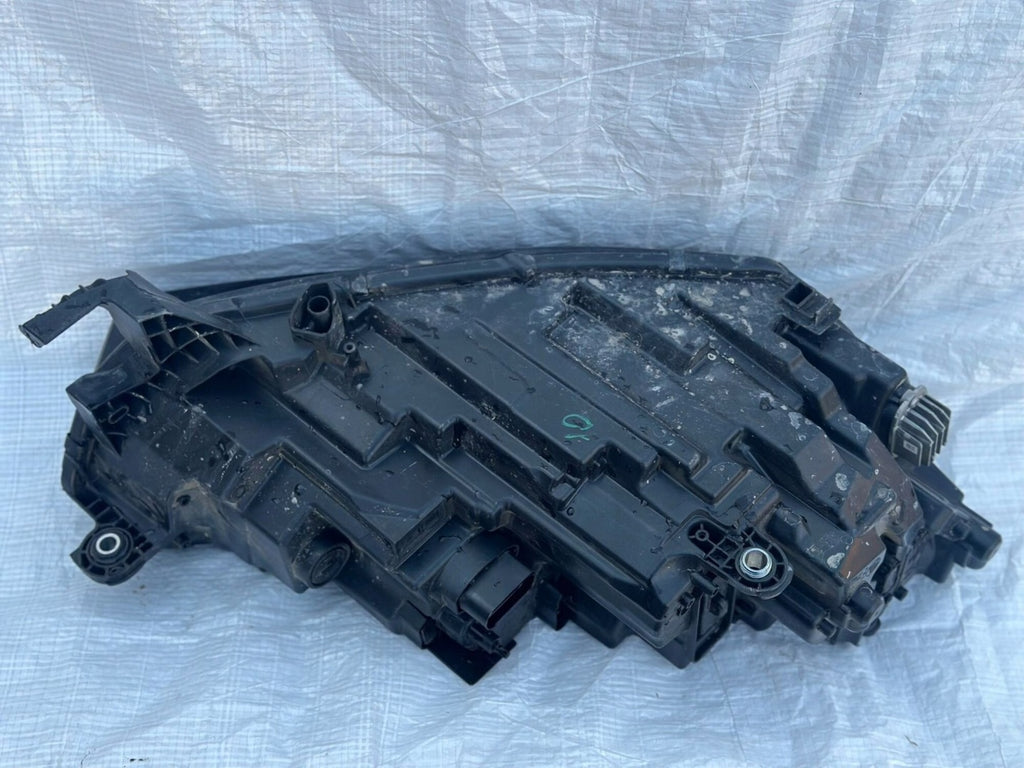 Frontscheinwerfer Skoda Octavia I 5E4941015 E258CB-153D29 Links Headlight SCH3595109943oa