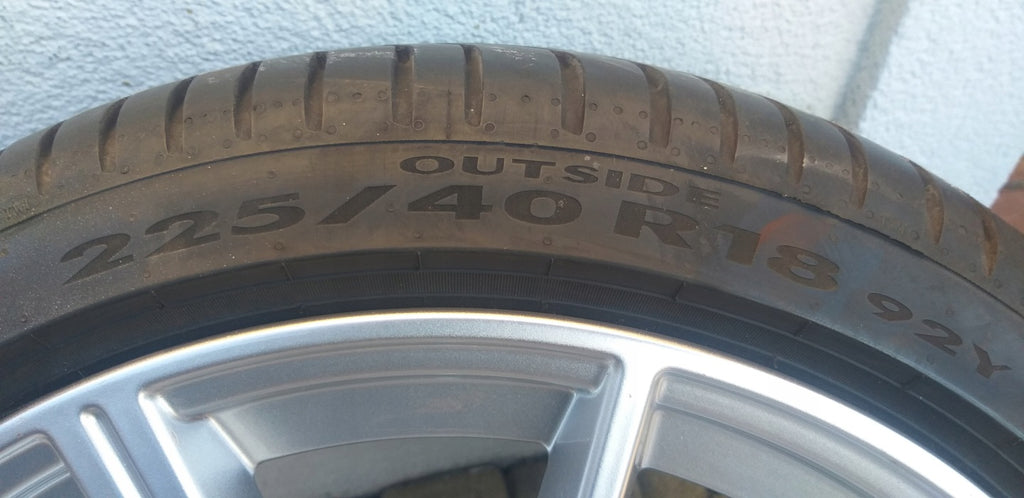 1x Alufelge 18 Zoll 8.0" 5x112 46ET 8Y0601025M Audi A3 Rim Wheel FEL3968713323is