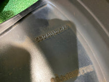 Load image into Gallery viewer, 1x Alufelge 18 Zoll 8.0" 5x112 48ET 5C0601025AK VW Beetle Rim Wheel FEL4748332787ph