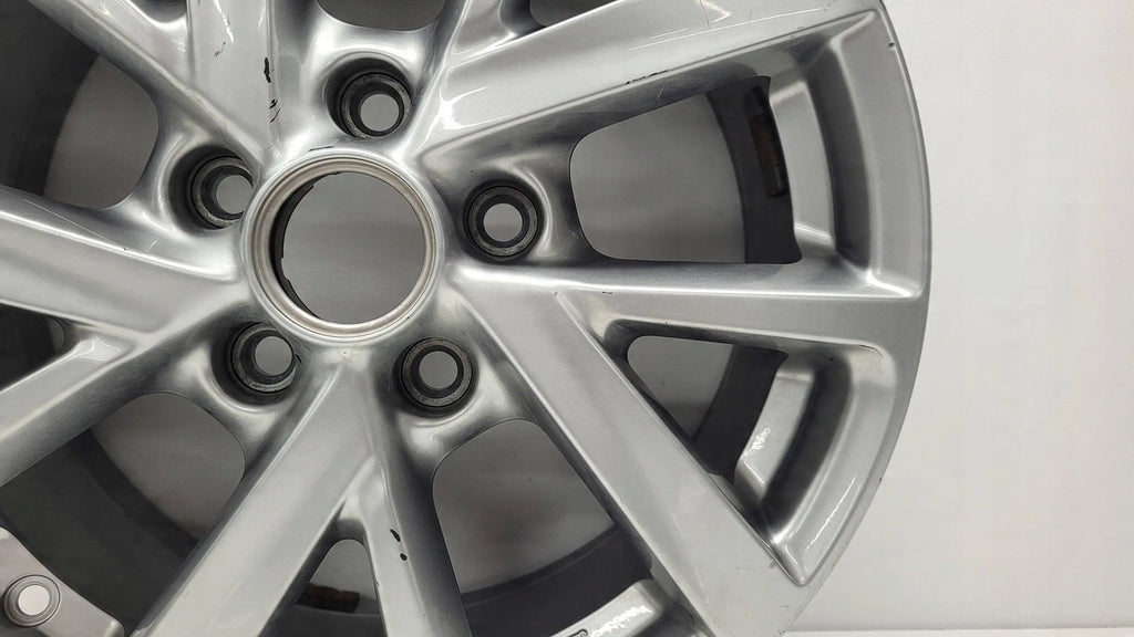 1x Alufelge 16 Zoll 6.5" 5x114.3 45ET 124R-001510 Mazda Cx-30 Rim Wheel