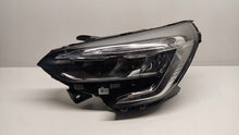 Laden Sie das Bild in den Galerie-Viewer, Frontscheinwerfer Renault Clio 5 260606923R FULL LED Links Headlight