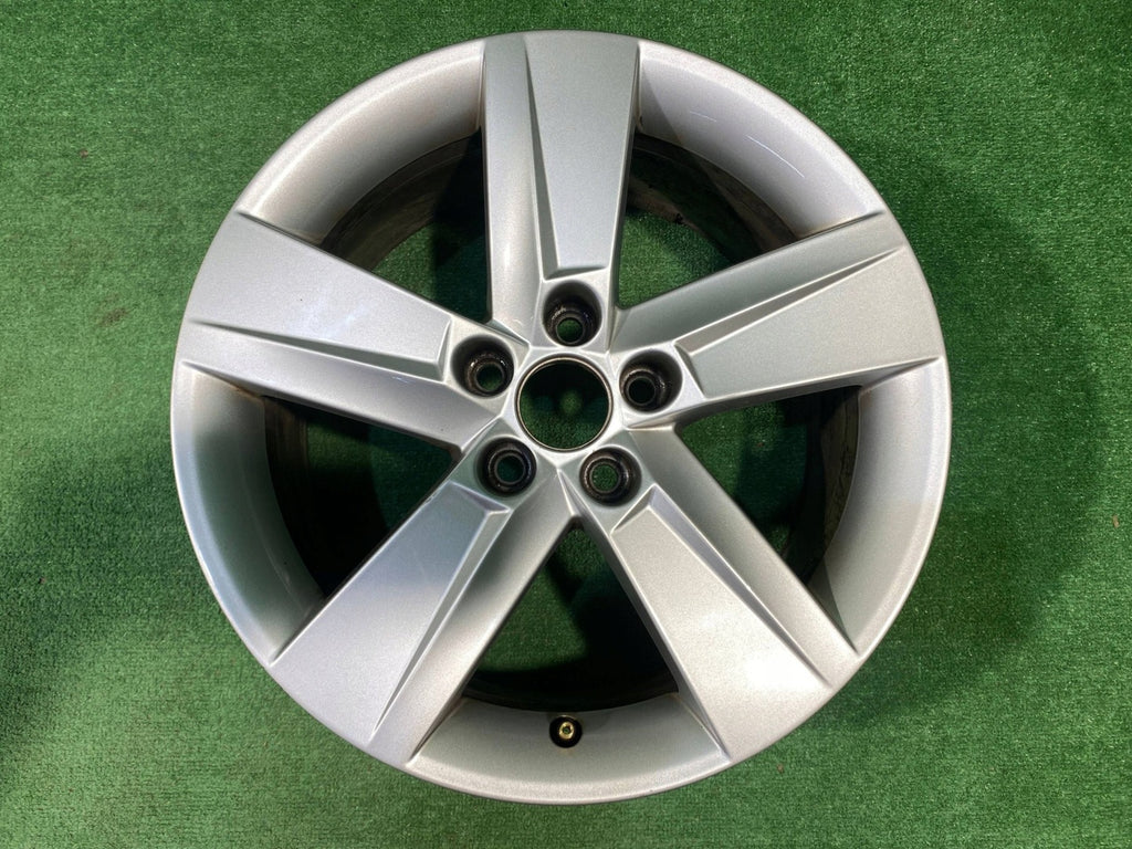 1x Alufelge 16 Zoll 7.0" 5x100 46ET 6V0601025B Skoda Fabia Iii Rim Wheel FEL3523021890wd