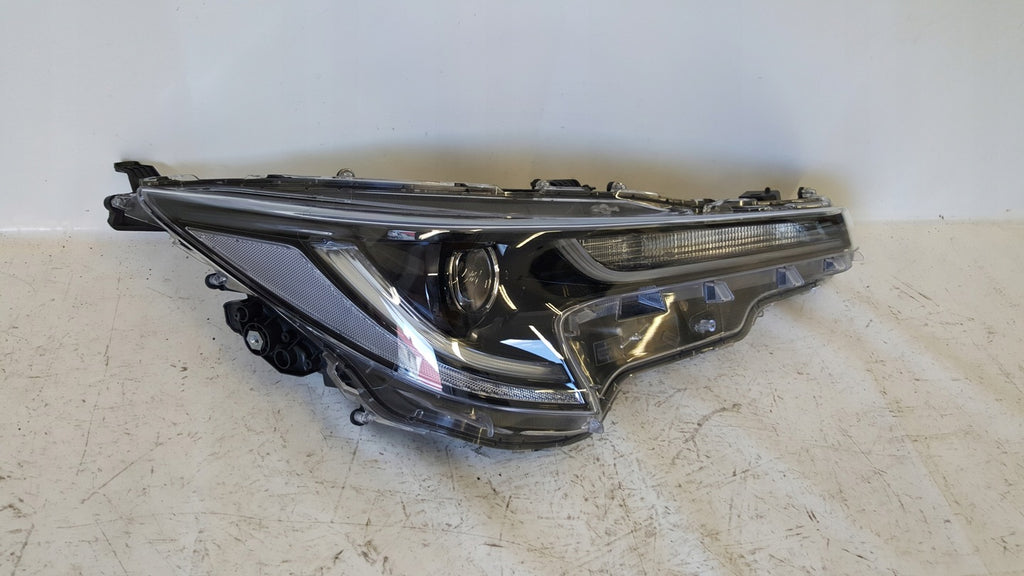 Frontscheinwerfer Toyota Corolla 81110-02S70 LED Ein Stück (Rechts oder Links)