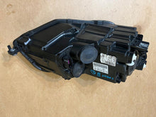 Load image into Gallery viewer, Frontscheinwerfer VW Caddy 2K1941015B Links Scheinwerfer Headlight SCH5738384588zh