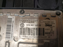 Load image into Gallery viewer, Frontscheinwerfer VW Passat 3C0941753G Xenon Links Scheinwerfer Headlight