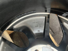 Load image into Gallery viewer, 1x Alufelge 17 Zoll 571601025A VW Tiguan Rim Wheel FEL9811122217hq