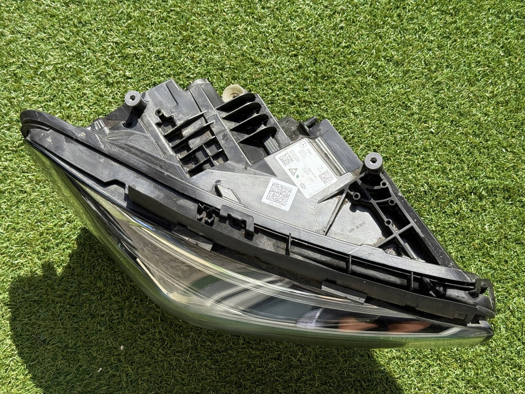 Frontscheinwerfer Mercedes-Benz A2479062603 Full LED Rechts Headlight SCH3842946228zb