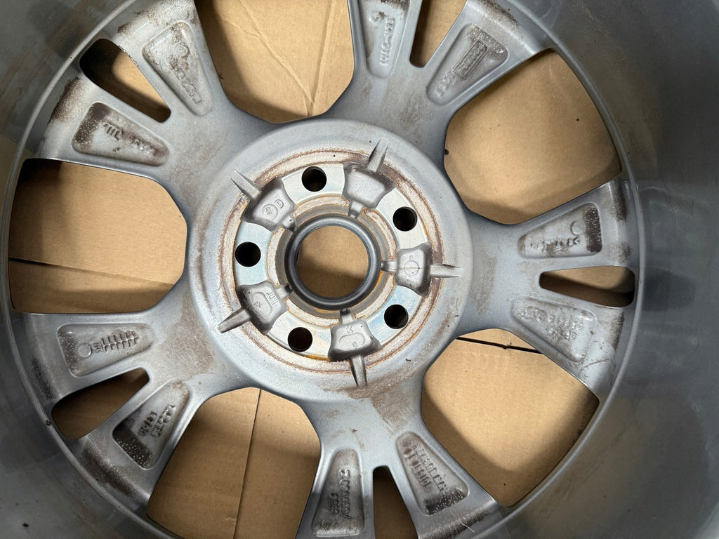 1x Alufelge 18 Zoll 7.5" 5x108 50ET Glanz LY4C-N2 Ford Kuga Rim Wheel