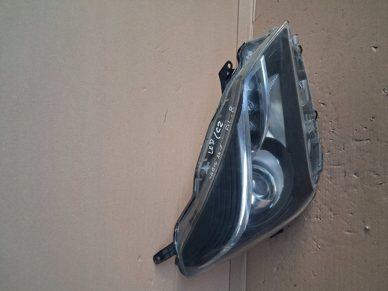 Frontscheinwerfer Toyota Yaris Rechts Scheinwerfer Headlight SCH9510478919zm
