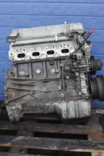 Laden Sie das Bild in den Galerie-Viewer, Motor Mercedes-Benz Slk R170 111973 2.3 193PS 142kW 169TKm Benzin Unkomplett