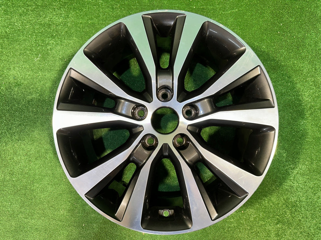 1x Alufelge 17 Zoll 7.0" 5x114.3 53ET 52910-G4300 Hyundai Ix35 Rim Wheel