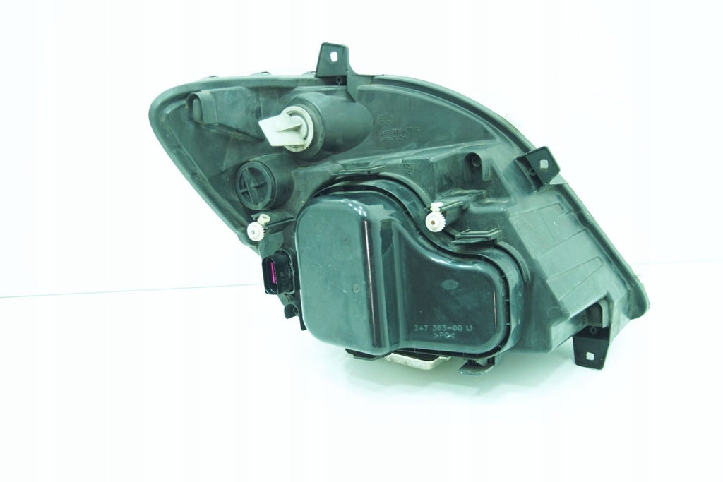 Frontscheinwerfer Mercedes-Benz Sprinter A9068201061 Xenon Rechts oder Links SCH3108095545fs