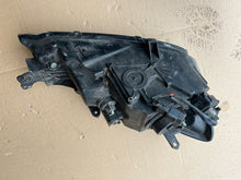 Laden Sie das Bild in den Galerie-Viewer, Frontscheinwerfer Mitsubishi Lancer VII I Links Scheinwerfer Headlight SCH8092643690hq