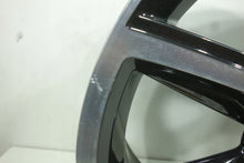 Laden Sie das Bild in den Galerie-Viewer, 1x Alufelge 18 Zoll 7.0&quot; 5x100 39ET 2GM601025F VW T-Cross Rim Wheel