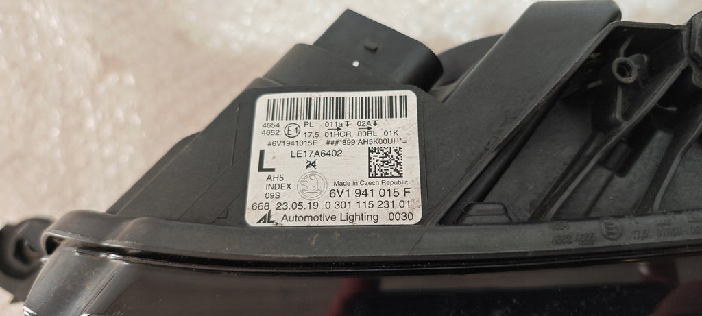 Frontscheinwerfer Skoda Fabia III 6V1941015F LED Links Scheinwerfer Headlight