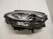 Laden Sie das Bild in den Galerie-Viewer, Frontscheinwerfer Mercedes-Benz W247 A2479063605 Full LED Rechts Headlight SCH7818567496ma