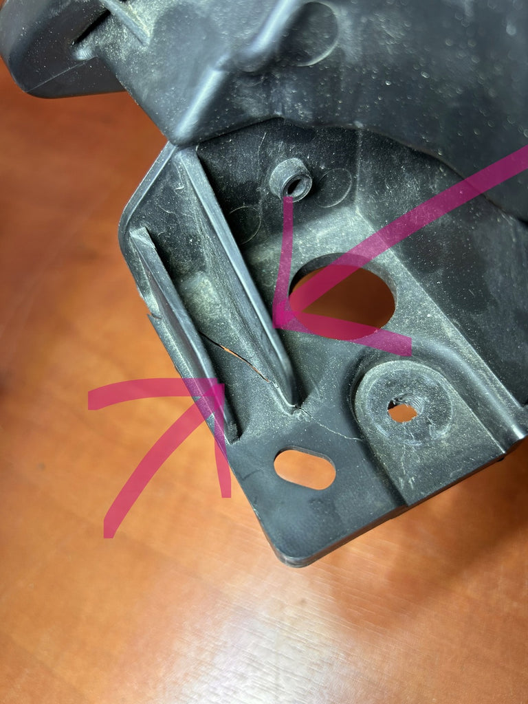 Frontscheinwerfer Mitsubishi Outlander 8301D3-32 LED Rechts Headlight