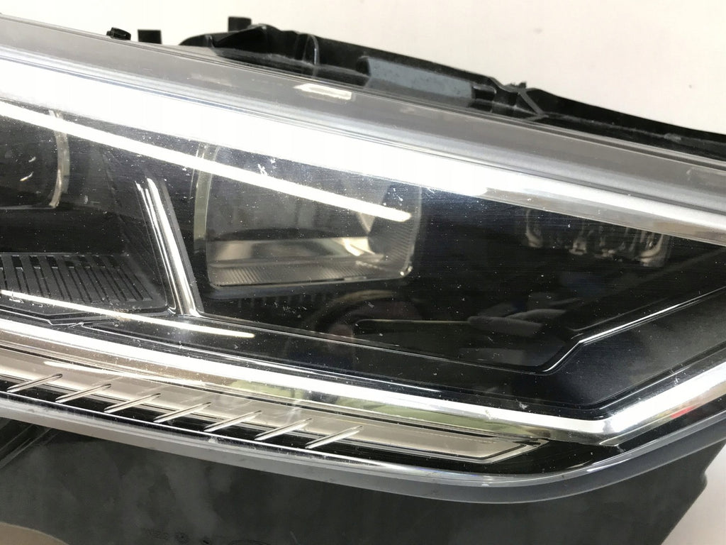 Frontscheinwerfer Audi Q3 83A941034 Rechts Scheinwerfer Headlight