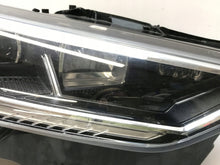 Laden Sie das Bild in den Galerie-Viewer, Frontscheinwerfer Audi Q3 83A941034 Rechts Scheinwerfer Headlight