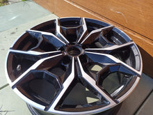 Laden Sie das Bild in den Galerie-Viewer, 1x Alufelge 19 Zoll 7.5" 5x112 32ET Glanz Schwarz 7916263 BMW X3 Rim Wheel FEL9658636381mj