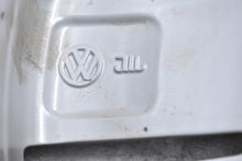 Laden Sie das Bild in den Galerie-Viewer, 1x Alufelge 17 Zoll 8.0&quot; 5x120 49ET Glanz Silber 2H0601025J VW Amarok Rim Wheel
