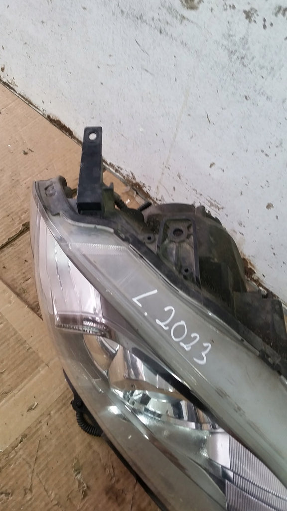 Frontscheinwerfer Honda Hr-V Xenon Ein Stück (Rechts oder Links) Headlight