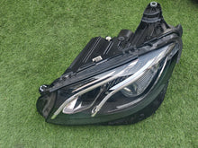 Laden Sie das Bild in den Galerie-Viewer, Frontscheinwerfer Mercedes-Benz W213 A2139063904 Links Scheinwerfer Headlight SCH6421035750pw