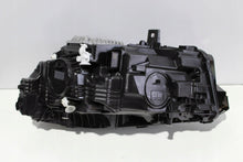 Laden Sie das Bild in den Galerie-Viewer, Frontscheinwerfer Mercedes-Benz Gla H247 A2479064204 Rechts Headlight SCH2279506092cr