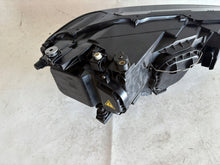 Load image into Gallery viewer, Frontscheinwerfer VW Golf Sportsvan 517941033 Xenon Links Scheinwerfer Headlight SCH9015882046zg