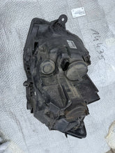 Load image into Gallery viewer, Frontscheinwerfer VW Transporter 7E1941016AD Rechts Scheinwerfer Headlight SCH7627246622nw
