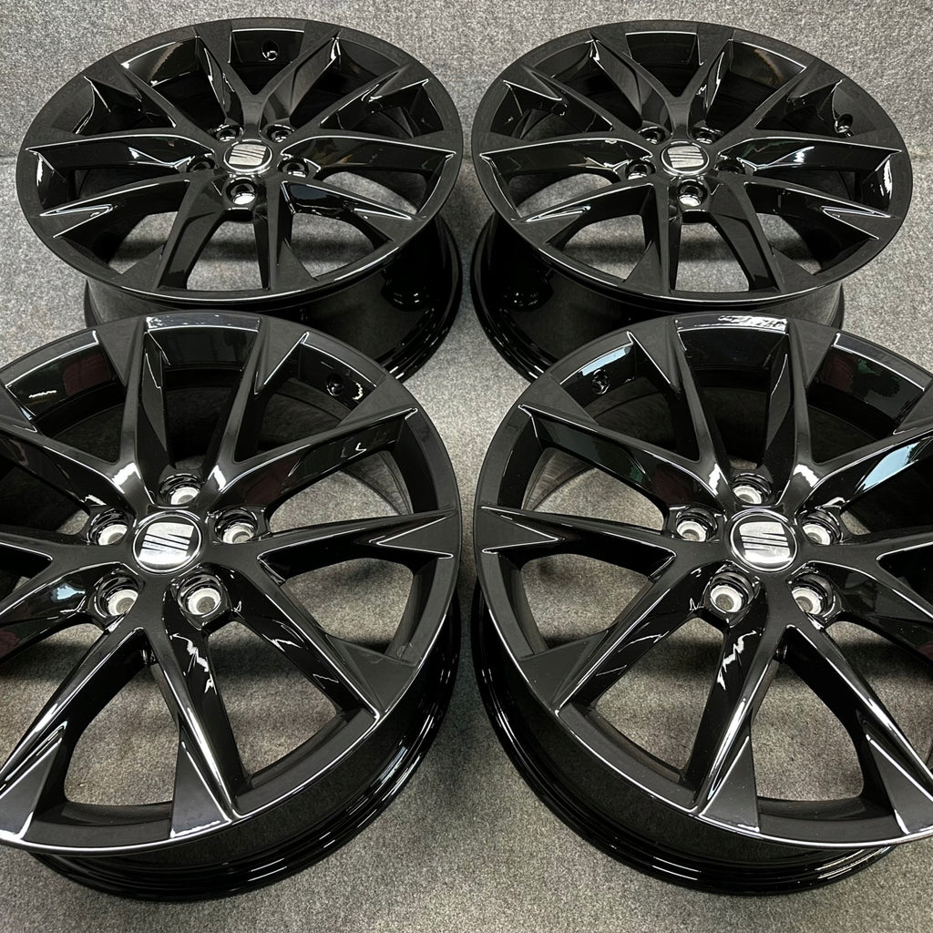 4x Alufelge 18 Zoll 7.5" 5x112 51ET Glanz Schwarz 5F0601025AA Seat Leon FEL2413924910qx