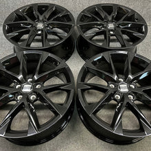 Laden Sie das Bild in den Galerie-Viewer, 4x Alufelge 18 Zoll 7.5" 5x112 51ET Glanz Schwarz 5F0601025AA Seat Leon FEL2413924910qx