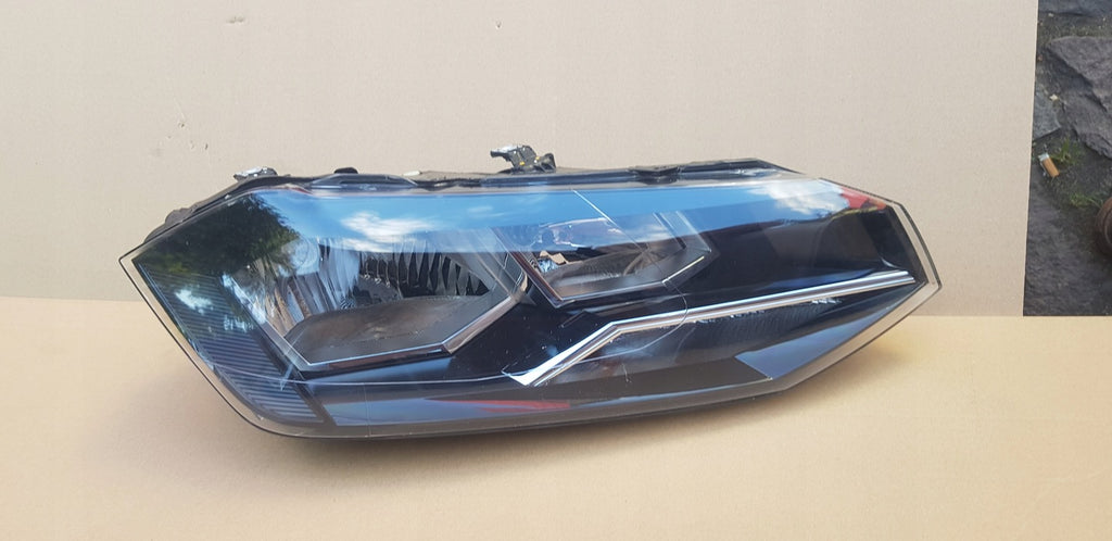 Frontscheinwerfer VW Polo 2G1941006 Rechts Scheinwerfer Headlight