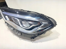 Laden Sie das Bild in den Galerie-Viewer, Frontscheinwerfer Mercedes-Benz W247 A2479063505 FALSE Scheinwerfer Headlight SCH7549993262nk