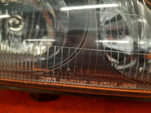 Laden Sie das Bild in den Galerie-Viewer, Frontscheinwerfer Mitsubishi Space Gear 11087245 Rechts Scheinwerfer Headlight