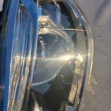 Laden Sie das Bild in den Galerie-Viewer, Frontscheinwerfer BMW X1 F48 7193708 LED Rechts Scheinwerfer Headlight SCH4541768135ja