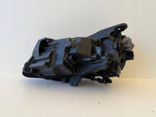 Laden Sie das Bild in den Galerie-Viewer, Frontscheinwerfer Mercedes-Benz Gla A1569067000 LED Rechts Headlight SCH8260274739rw
