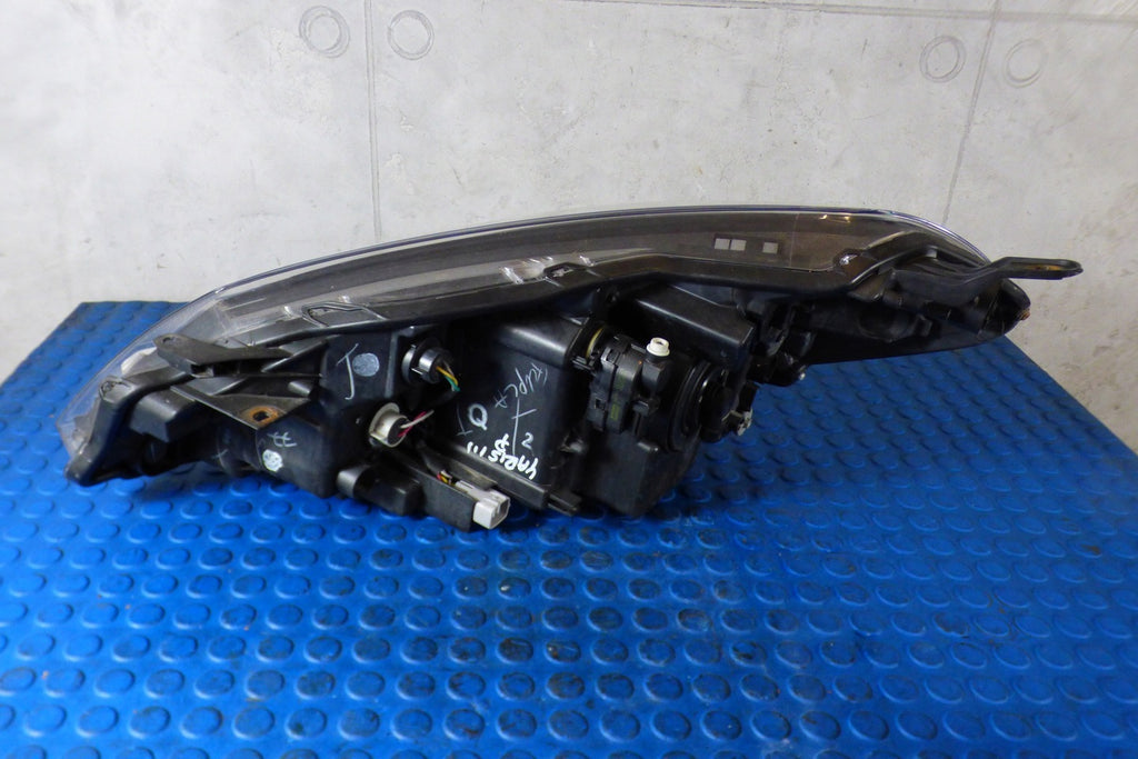 Frontscheinwerfer Toyota Yaris Rechts Scheinwerfer Headlight SCH5375548344cx
