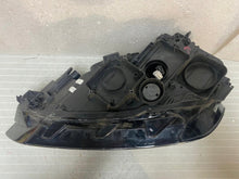 Laden Sie das Bild in den Galerie-Viewer, Frontscheinwerfer VW Sportsvan 517941040B Xenon Rechts Scheinwerfer Headlight SCH4349033081ci