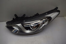 Load image into Gallery viewer, Frontscheinwerfer Hyundai I30 92101-A6020 Links Scheinwerfer Headlight